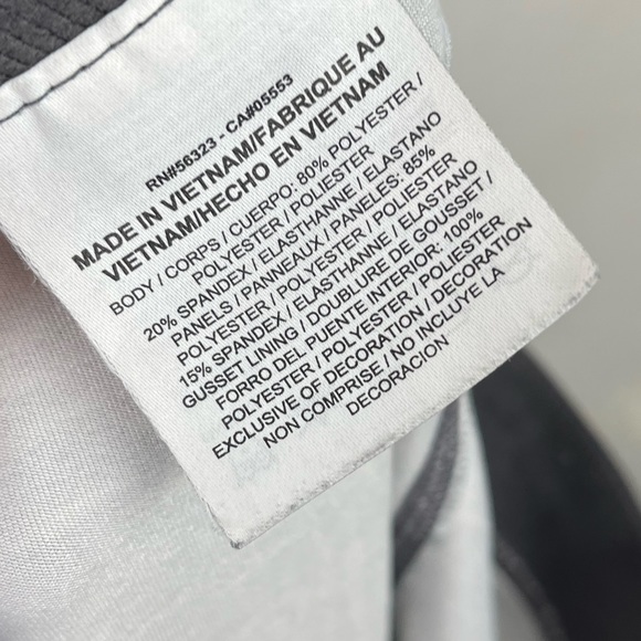 Nike Pro Hypercool Drift Capri Leggings Gray White Mid Rise Athletic Small - Picture 11 of 12